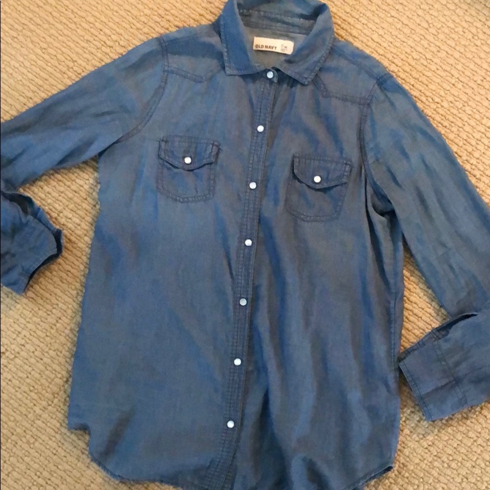 Old Navy Lightweight button-down